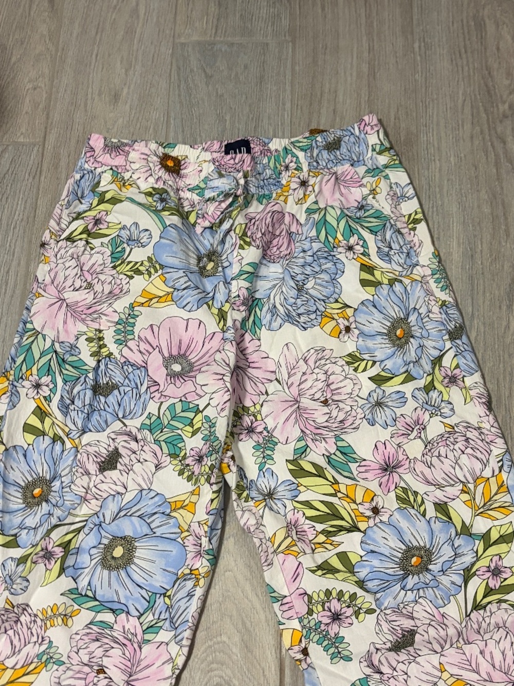 NWOT! Women's GAP Pastel Floral Multicolored Popplin PJ Lounge Pants - MEDIUM